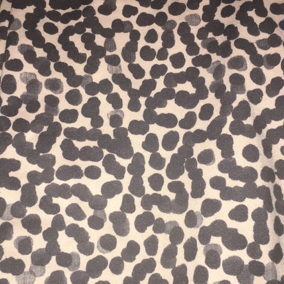 Super rare lululemon legging! - Picture 2 of 2